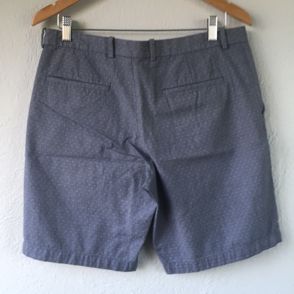 Perry Ellis Grey and white stitching shorts Sz 34 - Picture 7 of 8